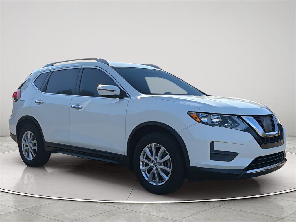 2017 Nissan Rogue SV FWD