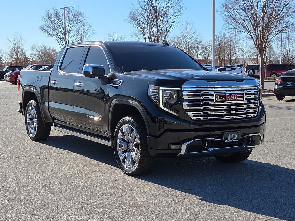 2022 GMC Sierra 1500 Denali Crew Cab 4WD