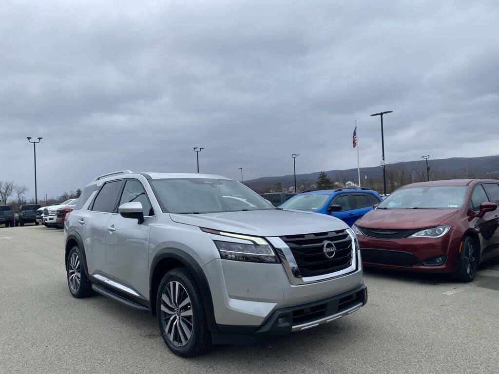 2022 Nissan Pathfinder Platinum 4WD