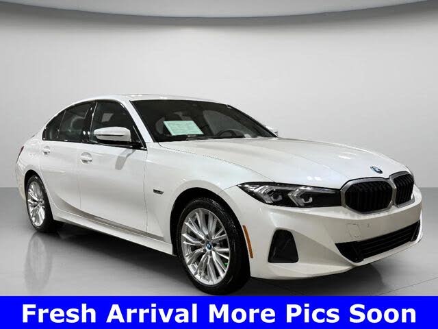 2023 BMW 3 Series 330e Hybrid Plug-in xDrive AWD