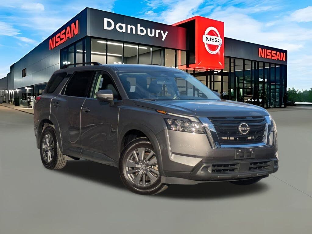 2024 Nissan Pathfinder SV 4WD