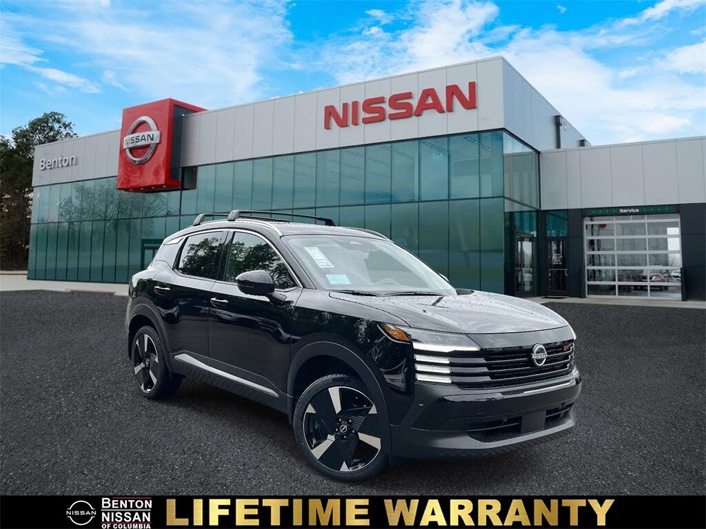 2025 Nissan Kicks SR FWD