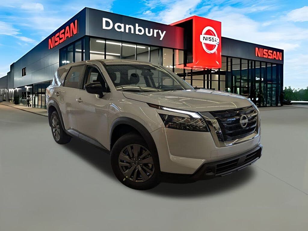2025 Nissan Pathfinder S 4WD