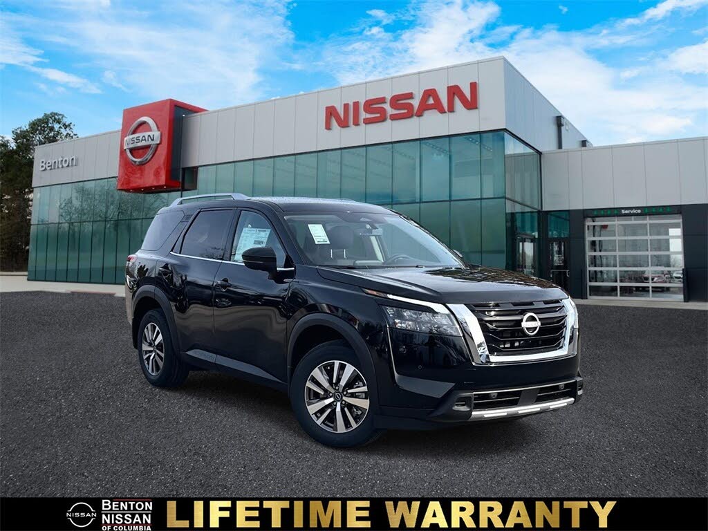 2025 Nissan Pathfinder SL FWD