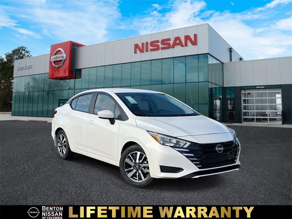 2025 Nissan Versa SV FWD