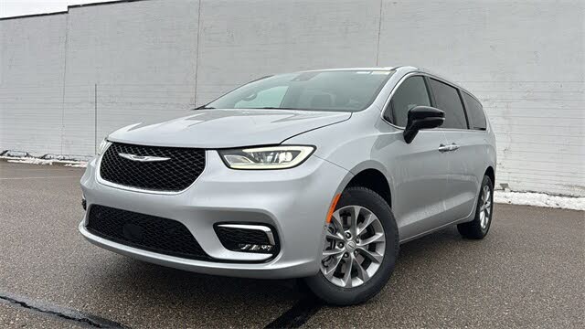 2026 Chrysler Pacifica Select AWD
