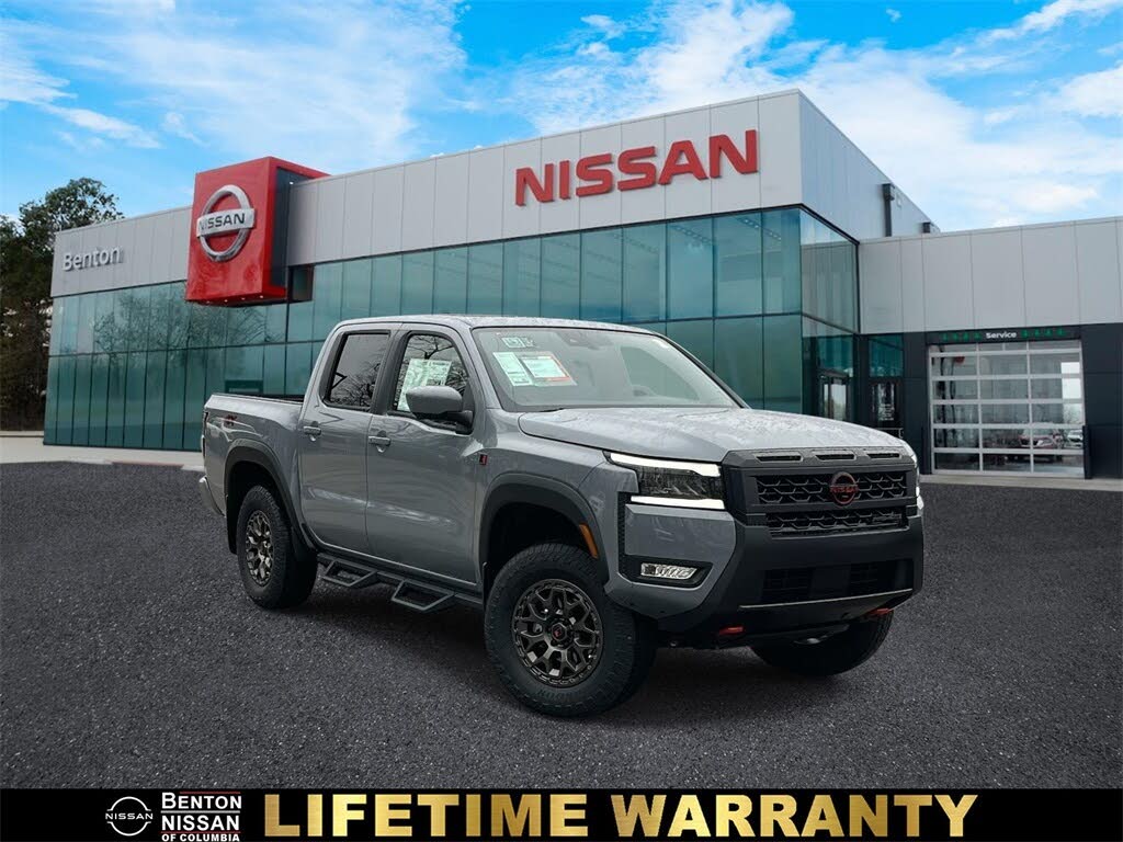 2026 Nissan Frontier PRO-4X Crew Cab 4WD