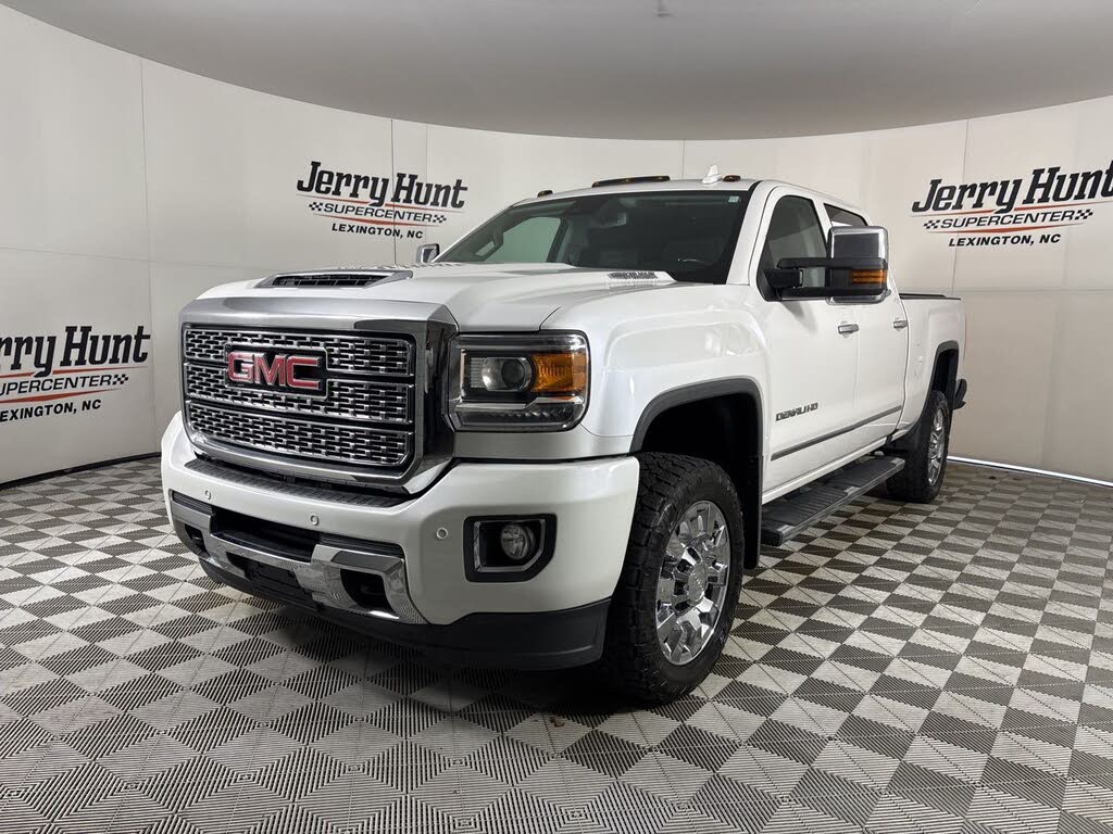 2019 GMC Sierra 2500HD Denali Crew Cab 4WD