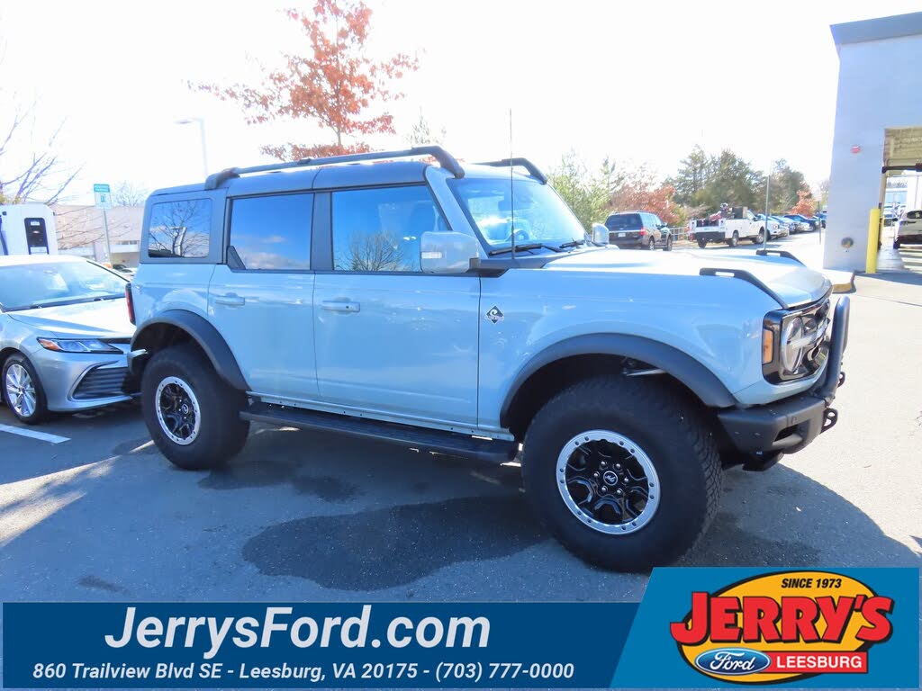 2022 Ford Bronco Outer Banks Advanced 4-Door 4WD