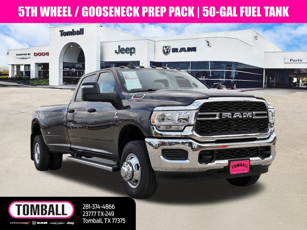 2024 RAM 3500 Tradesman Crew Cab LB DRW 4WD