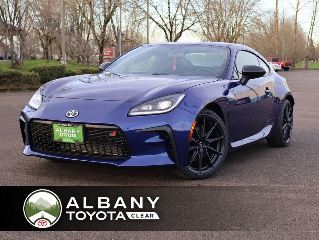 2025 Toyota GR86 Premium RWD