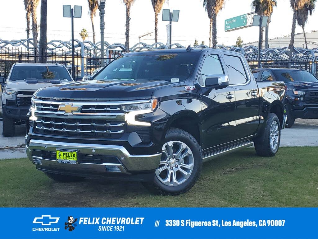 2026 Chevrolet Silverado 1500 LTZ Crew Cab 4WD