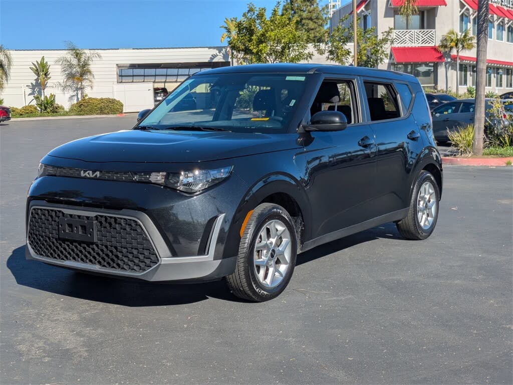 2024 Kia Soul LX FWD