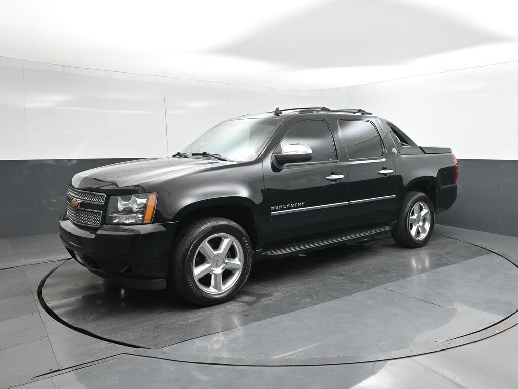2013 Chevrolet Avalanche LTZ Black Diamond Edition 4WD