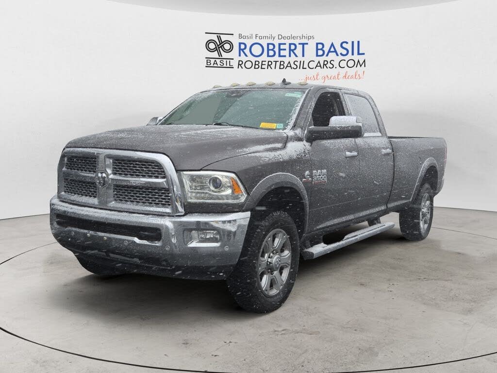 2016 RAM 3500 Laramie Crew Cab LB 4WD