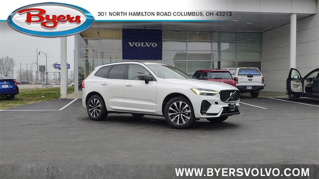 2023 Volvo XC60 B5 Plus Dark Theme AWD