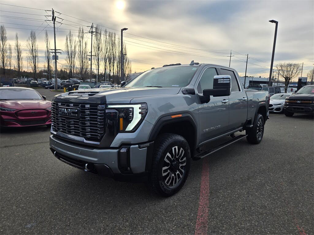 2024 GMC Sierra 2500HD Denali Ultimate Crew Cab 4WD