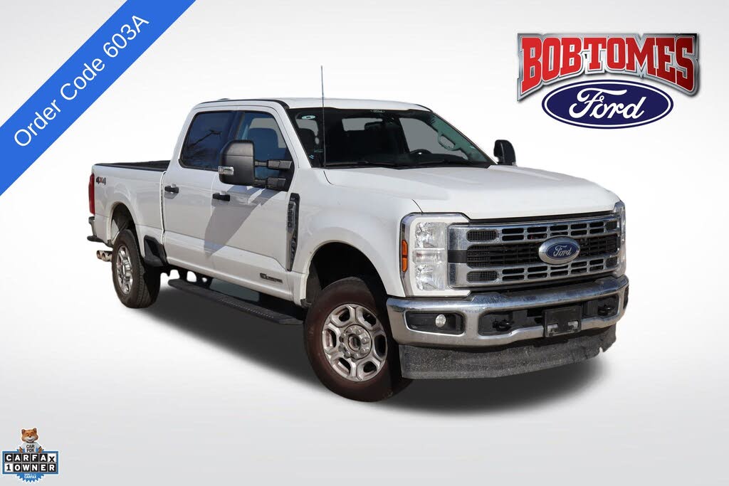 2025 Ford F-250 Super Duty XLT Crew Cab 4WD