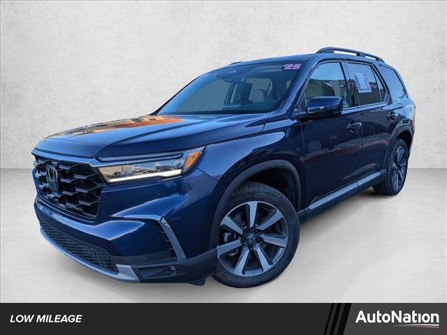 2025 Honda Pilot Touring FWD