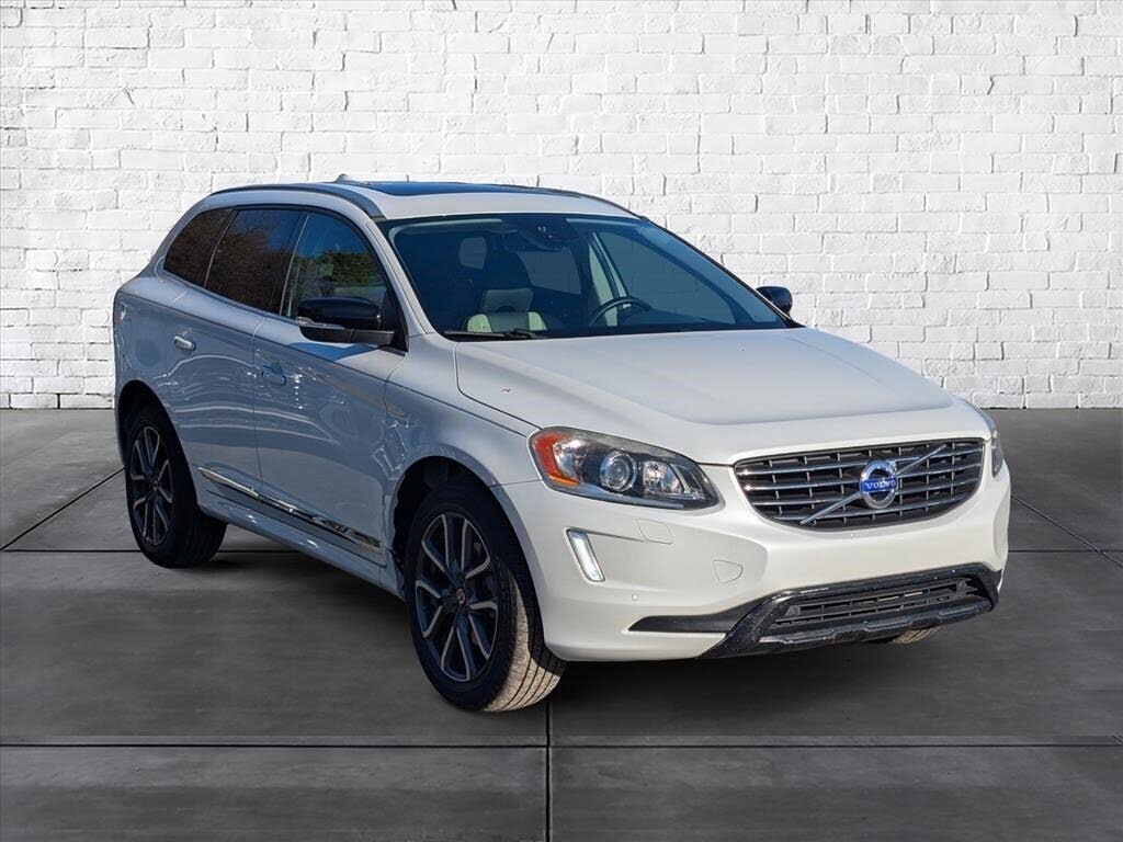 2017 Volvo XC60 T6 Dynamic AWD