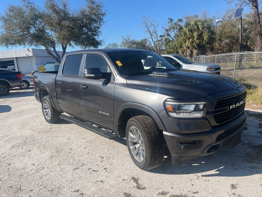 2019 RAM 1500 Laramie Crew Cab 4WD