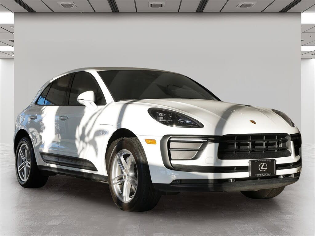 2022 Porsche Macan AWD