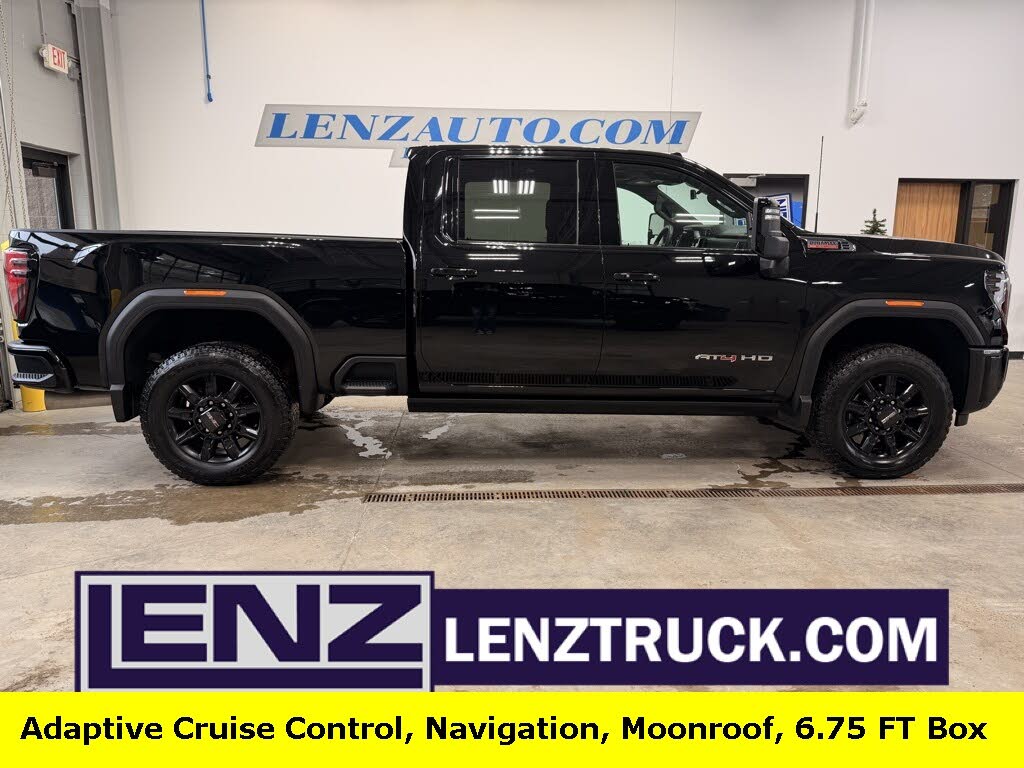 2025 GMC Sierra 2500HD AT4 Crew Cab 4WD