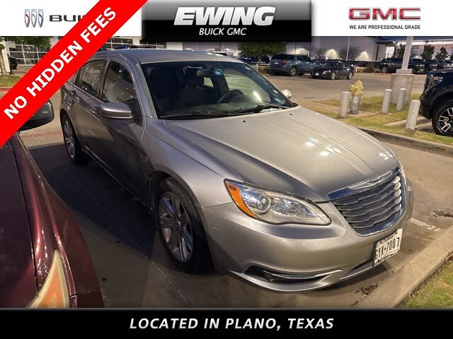 2013 Chrysler 200 Touring Sedan FWD