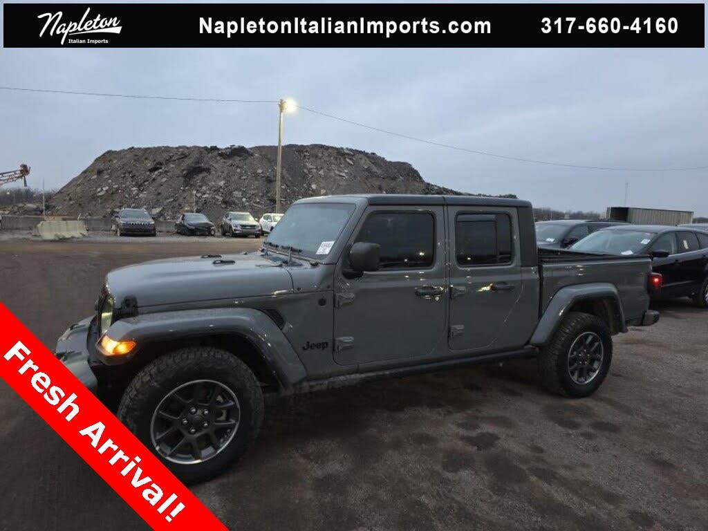 2021 Jeep Gladiator Willys Crew Cab 4WD