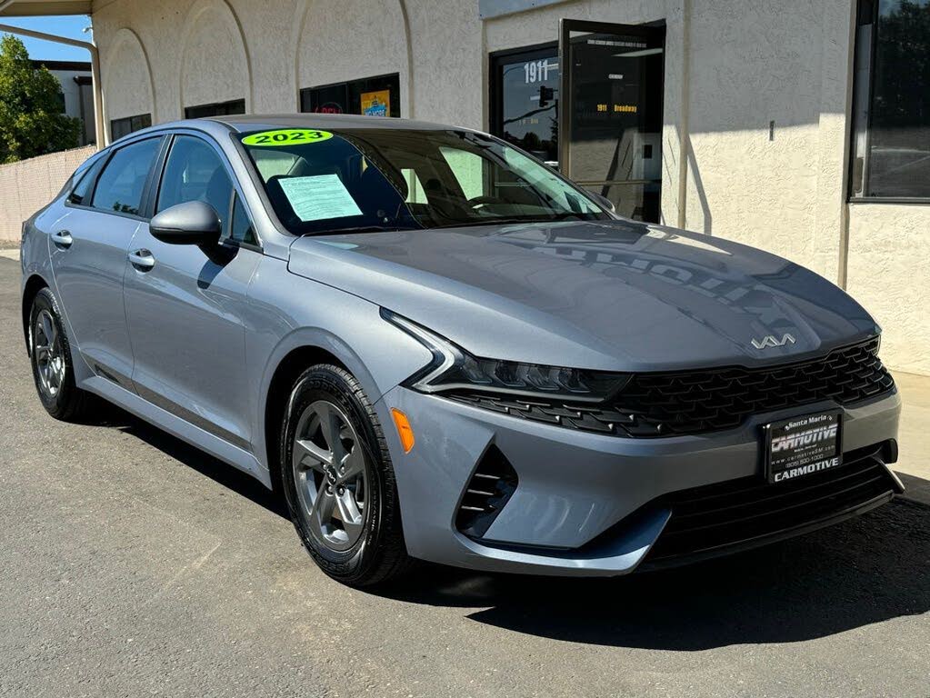 2023 Kia K5 LXS FWD