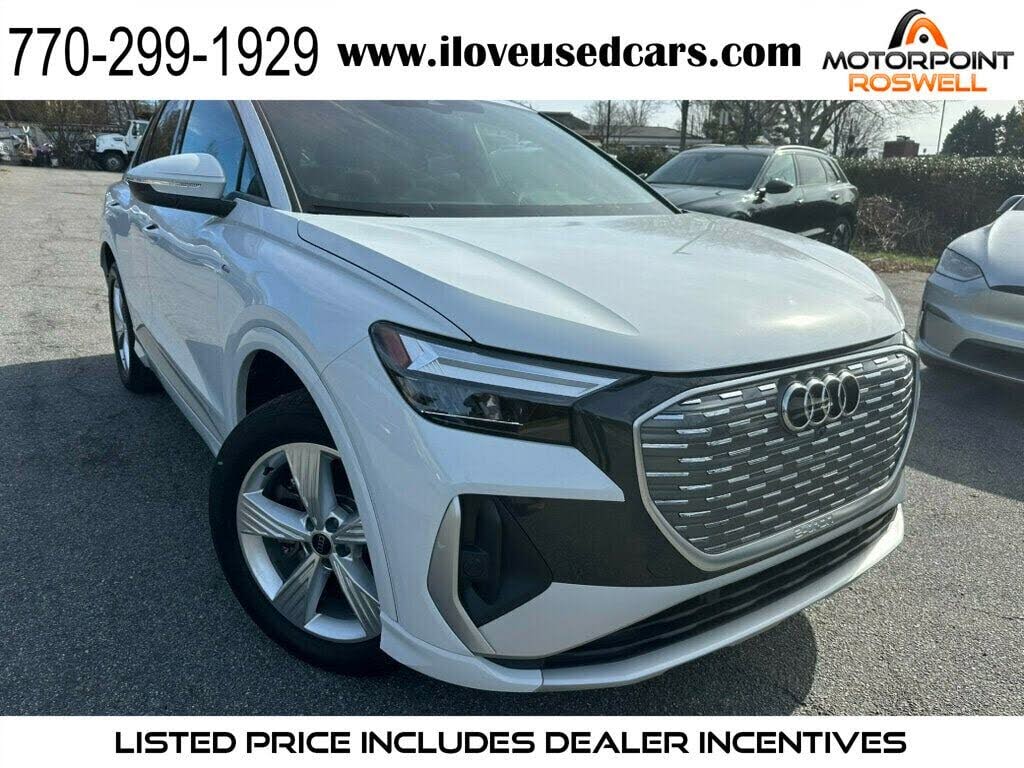 2024 Audi Q4 e-tron quattro Premium 50