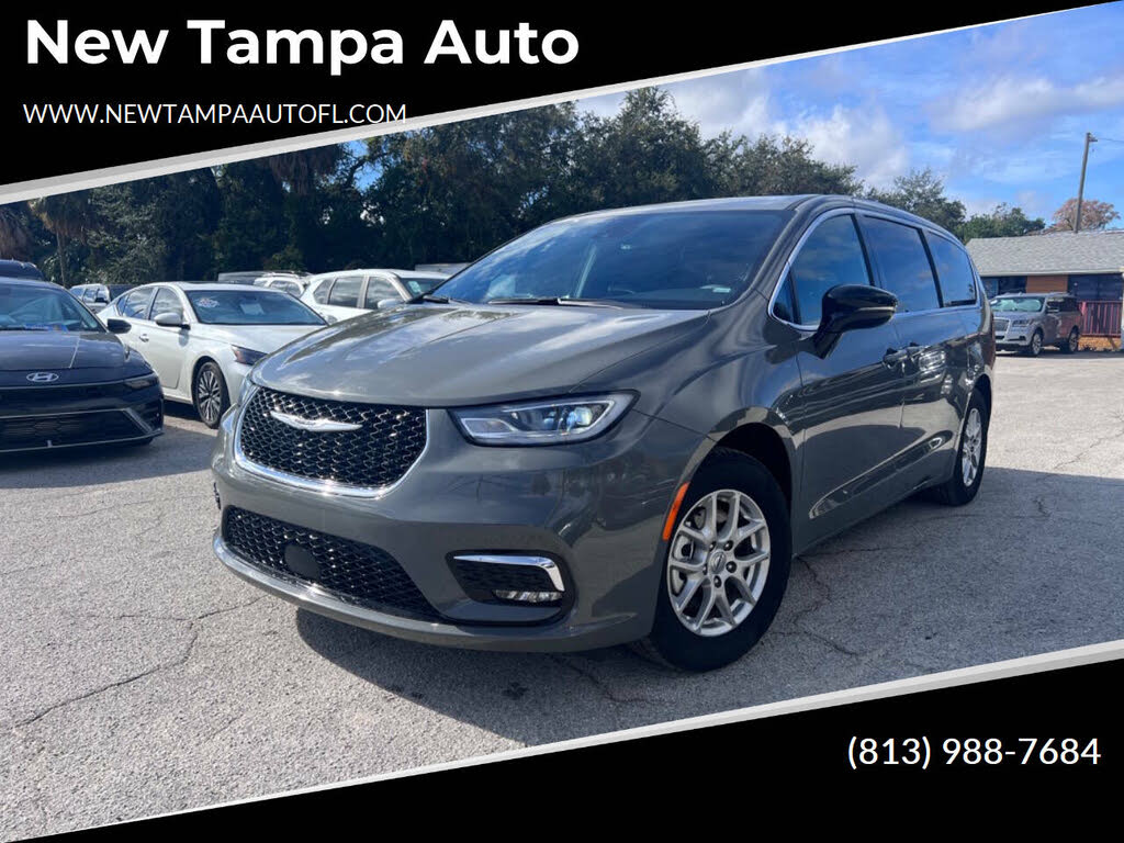 2025 Chrysler Pacifica Select FWD