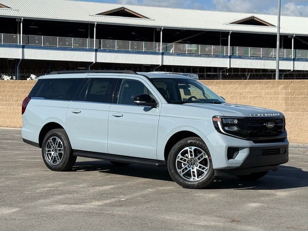 2026 Ford Expedition MAX Active RWD