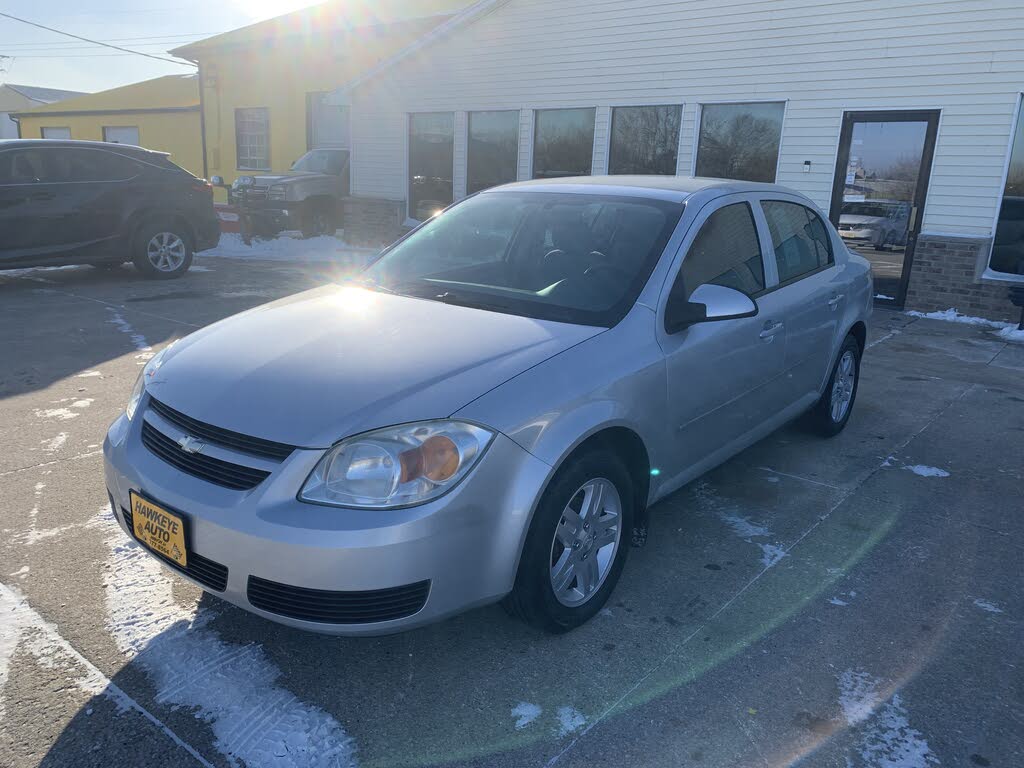 2005 Chevrolet Cobalt LS Sedan FWD