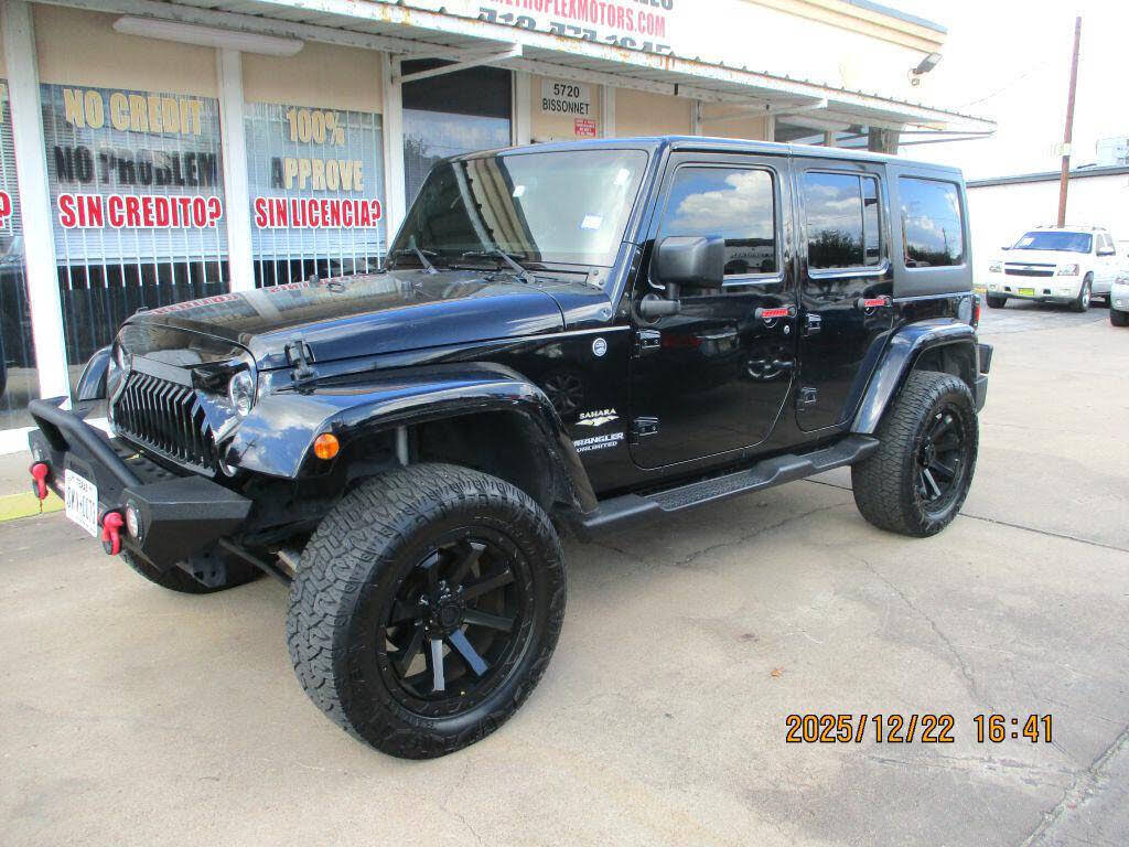 2014 Jeep Wrangler Unlimited Sahara 4WD