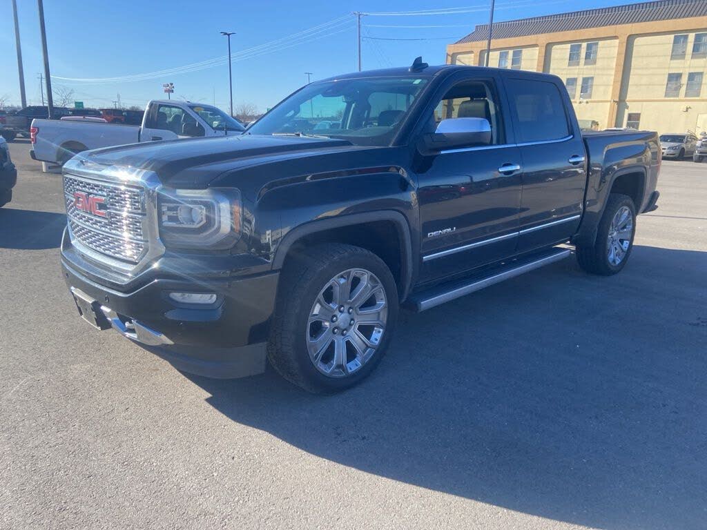 2017 GMC Sierra 1500 Denali Crew Cab 4WD