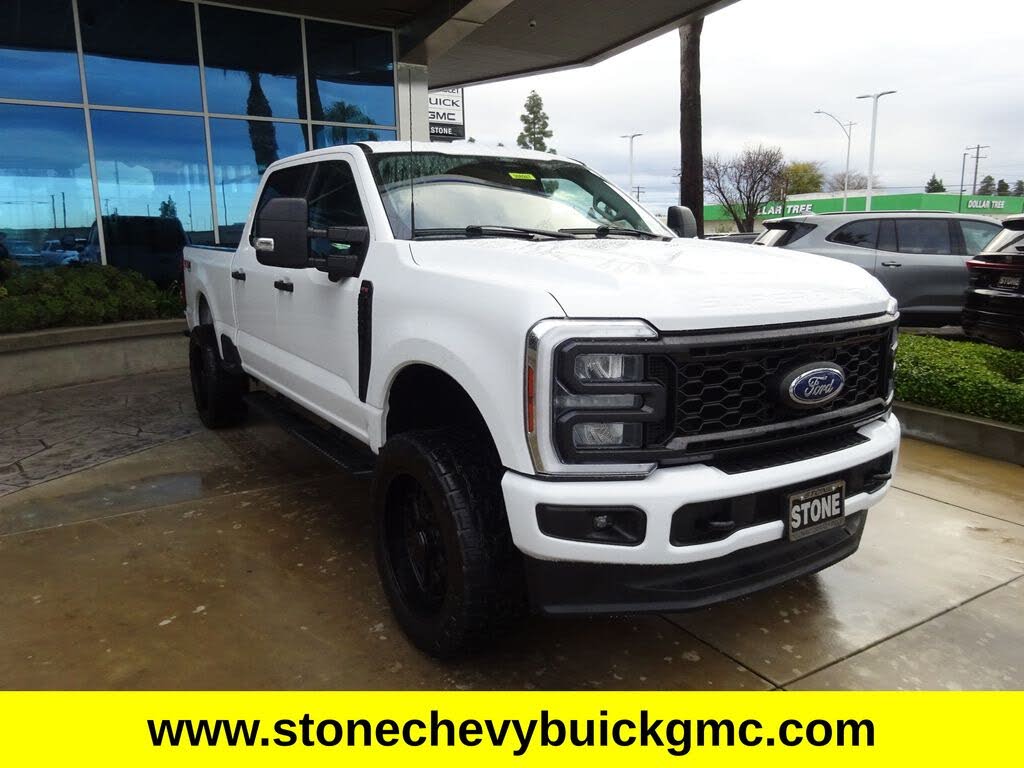2024 Ford F-250 Super Duty XL Crew Cab 4WD