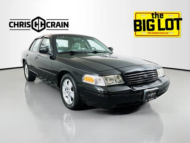 2004 Ford Crown Victoria LX