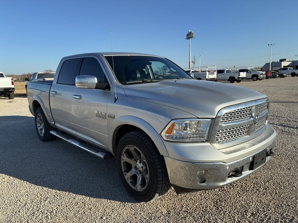 2016 RAM 1500 Laramie Crew Cab 4WD