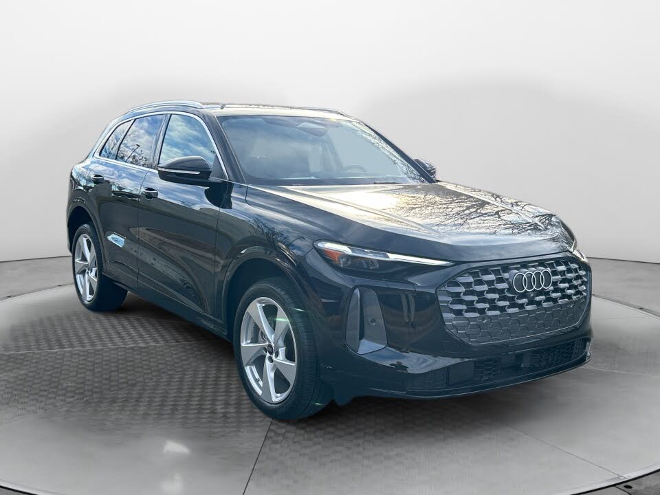 2025 Audi Q5 quattro Premium Plus 40 TFSI