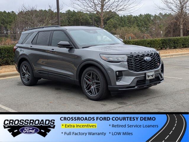 2025 Ford Explorer ST AWD