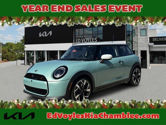2025 MINI Cooper S Signature Trim 2-door Hatchback