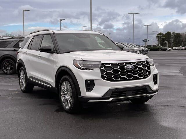 2026 Ford Explorer Platinum AWD