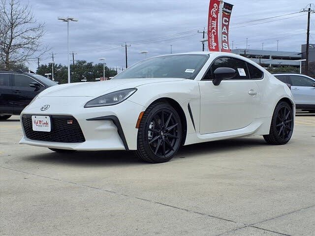 2026 Toyota GR86 Premium RWD