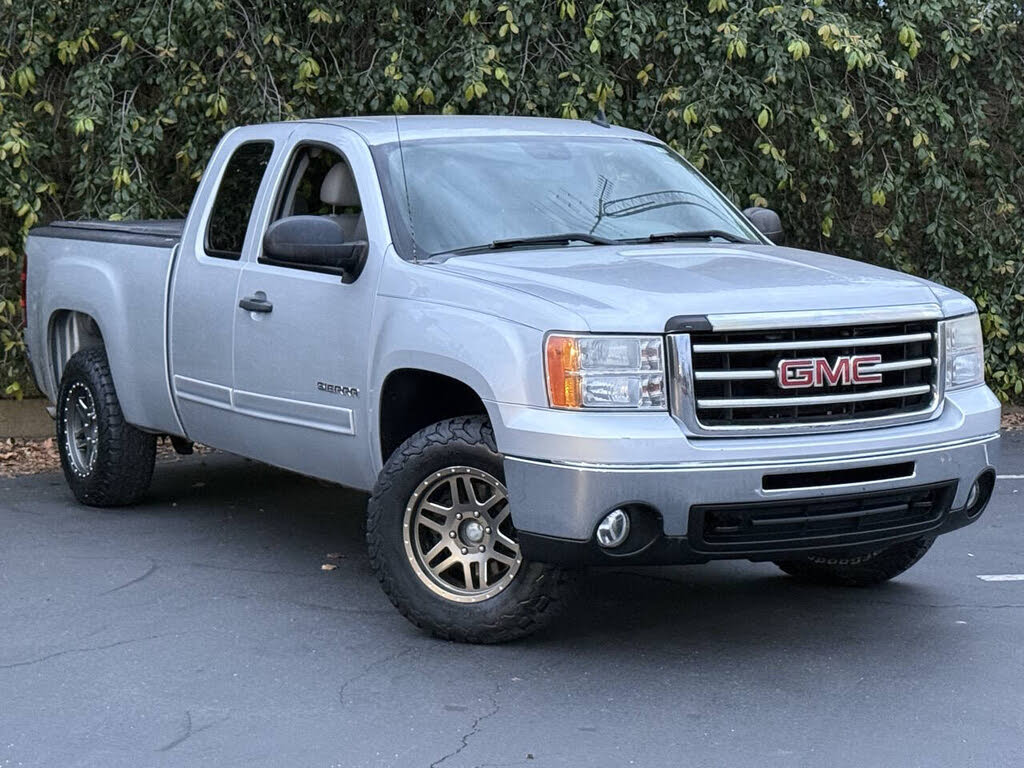 2013 GMC Sierra 1500 SLE Ext. Cab 4WD
