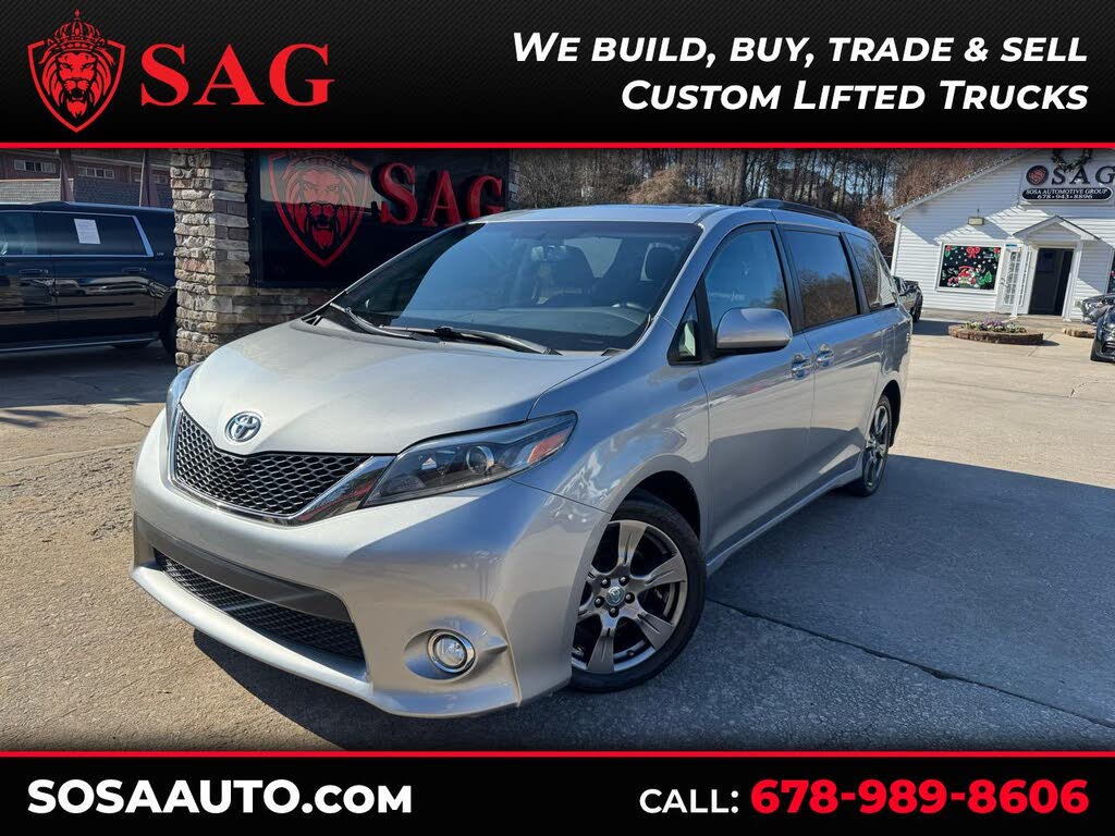 2017 Toyota Sienna SE 8-Passenger FWD