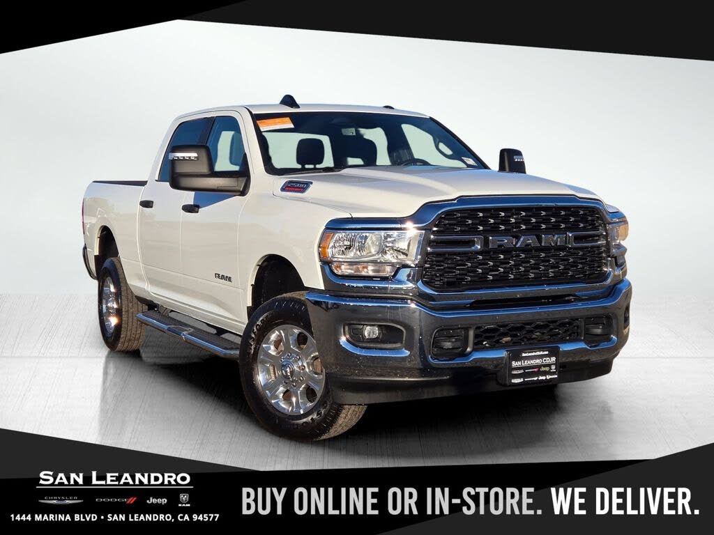 2024 RAM 2500 Big Horn Crew Cab 4WD