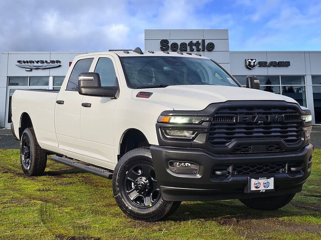 2026 RAM 3500 Tradesman Crew Cab LB 4WD