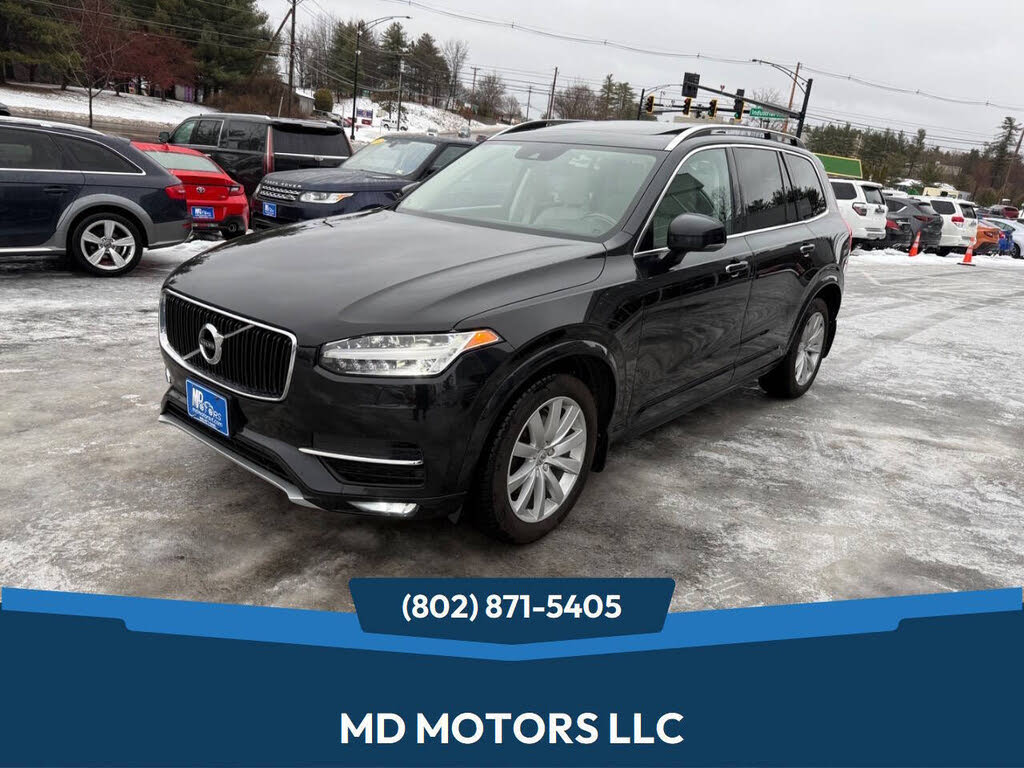 2016 Volvo XC90 T6 Momentum AWD