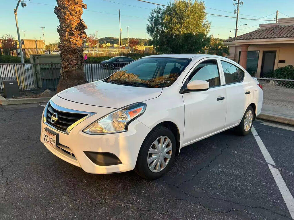 2017 Nissan Versa S Plus